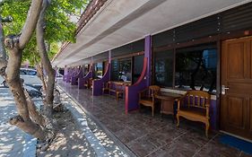 Reddoorz Near Bojonegoro Train Station